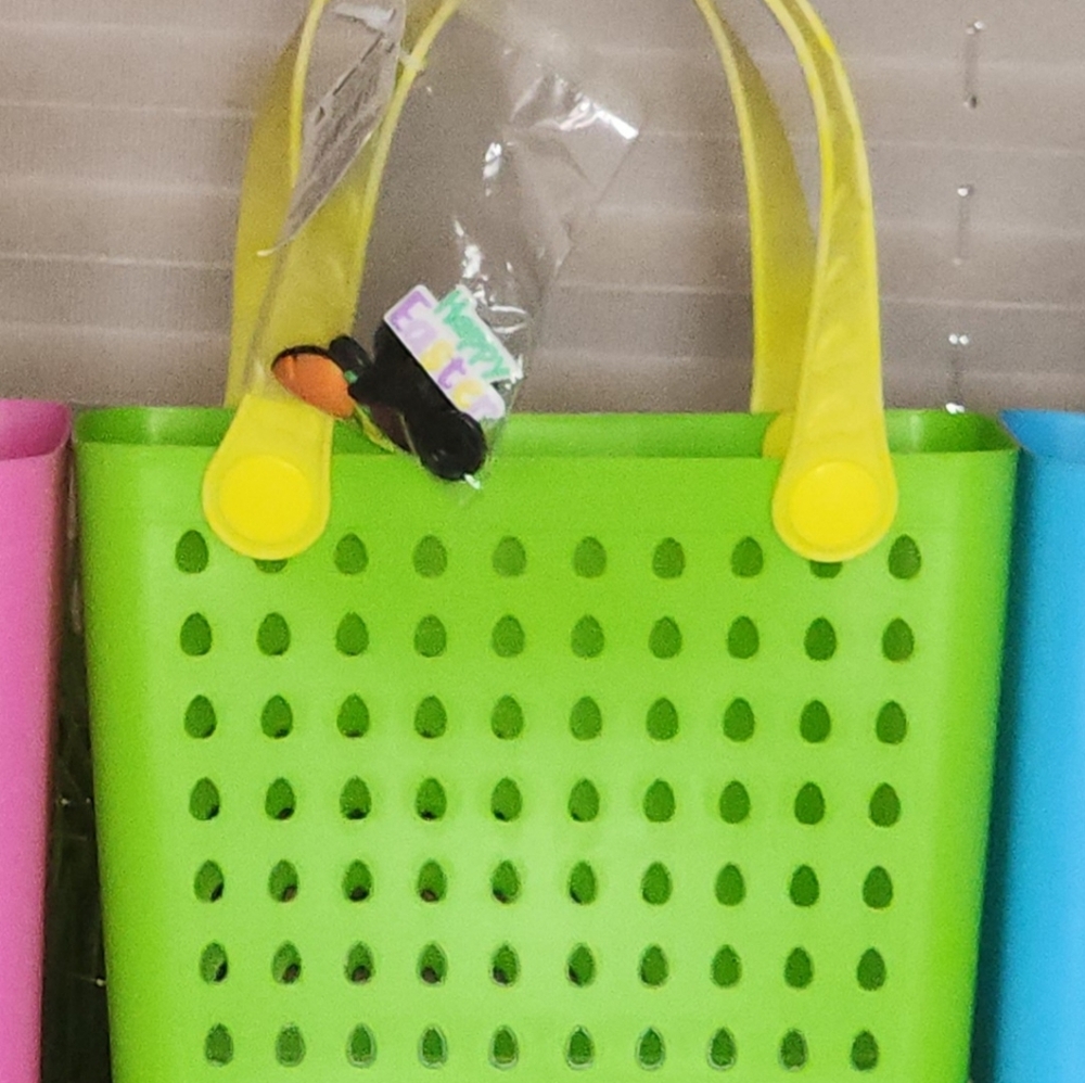 VIRAL Green Mini Easter Reusable Basket Bag Tote With Charms